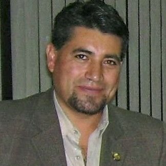 UCE; LDU, con el corazón ♥️ en el lado correcto, izquierda; izquierda progresista. Padre de Henry y Solange, lo mejor del 🌎