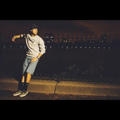 since im giving u a free follow, follow my personal @lawlspinosa ! thanks☺