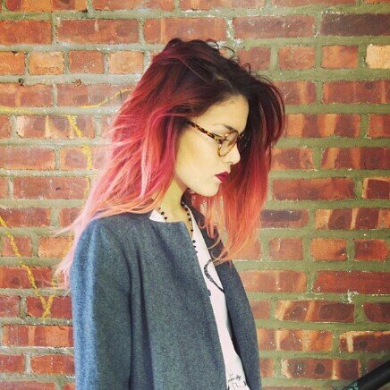 I follow you back if you want me too, just follow me and ask for it ♥ (nb I'm a lover of beautiful pics)