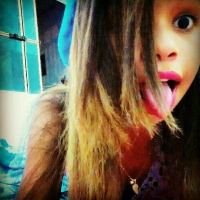 O negócio é arriscar, se não der certo, pelo menos você tentou! Sem lamentações.. Wpp: 87 8815-2295