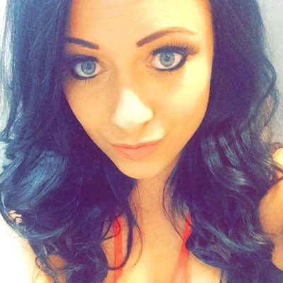 Lydiaa_16's profile picture. 