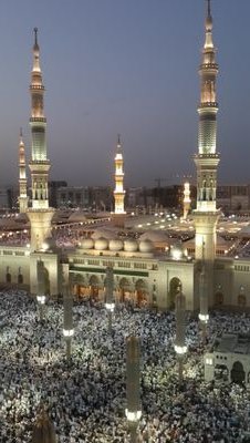 ستبقى آلأماني كنسمه آلهواء معلقه بين فاه الأرض وشفاه السماء تنتظر مطر الرحمن ورحمة الاقدار!