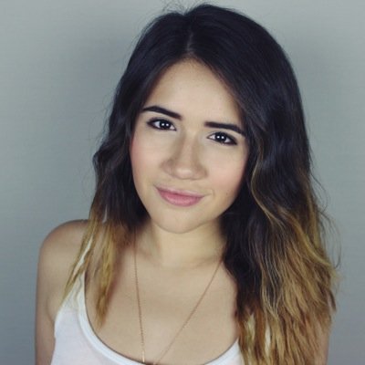 Hi! I'm Deborah and I like food, boys and making youtube videos! Follow my main account! @uwodoo