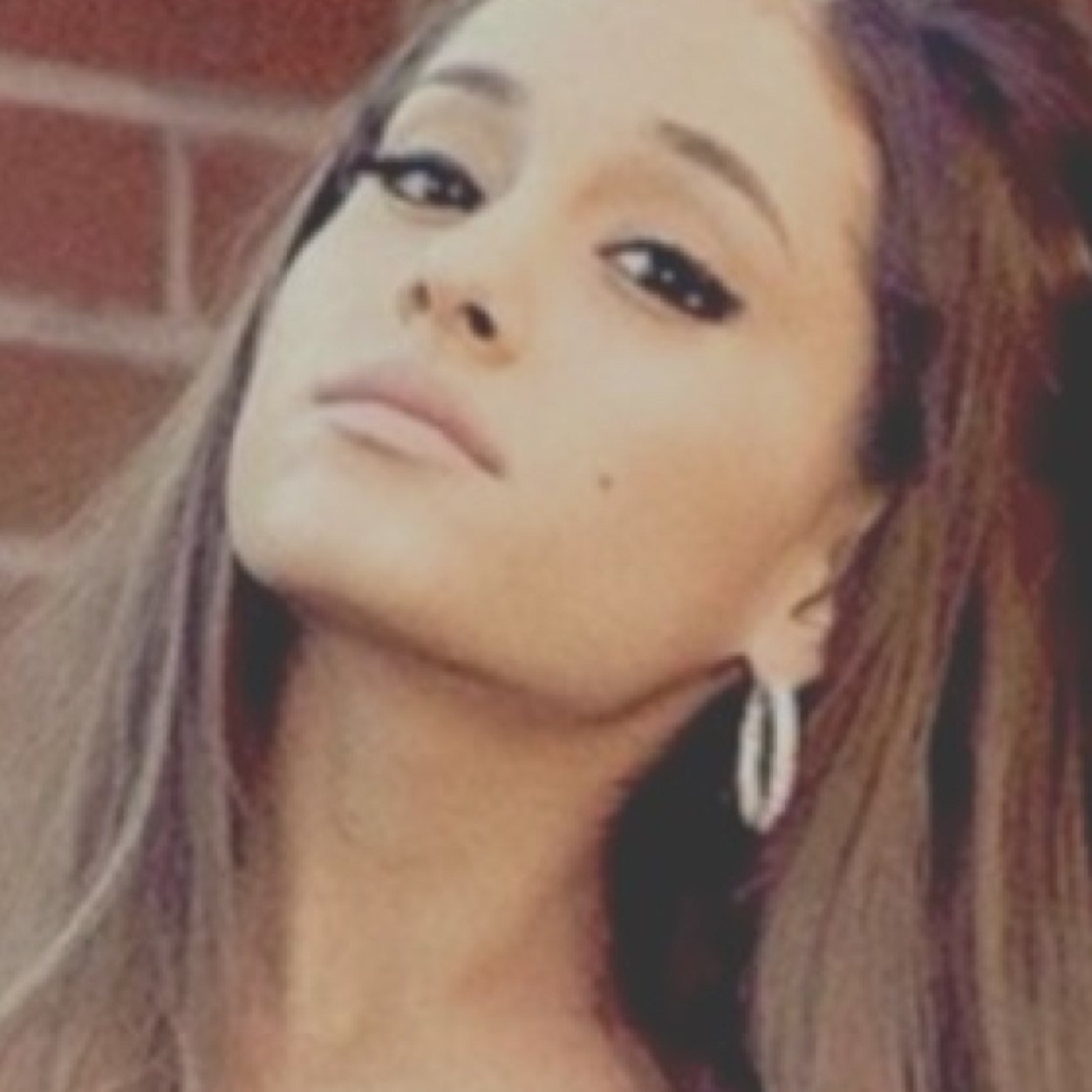 Go follow @cartycupcake bc ily