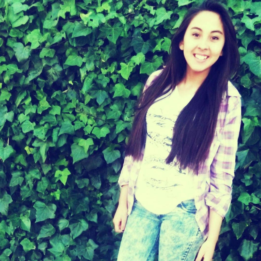 Sonrió por mas que este una Mierda por dentro!