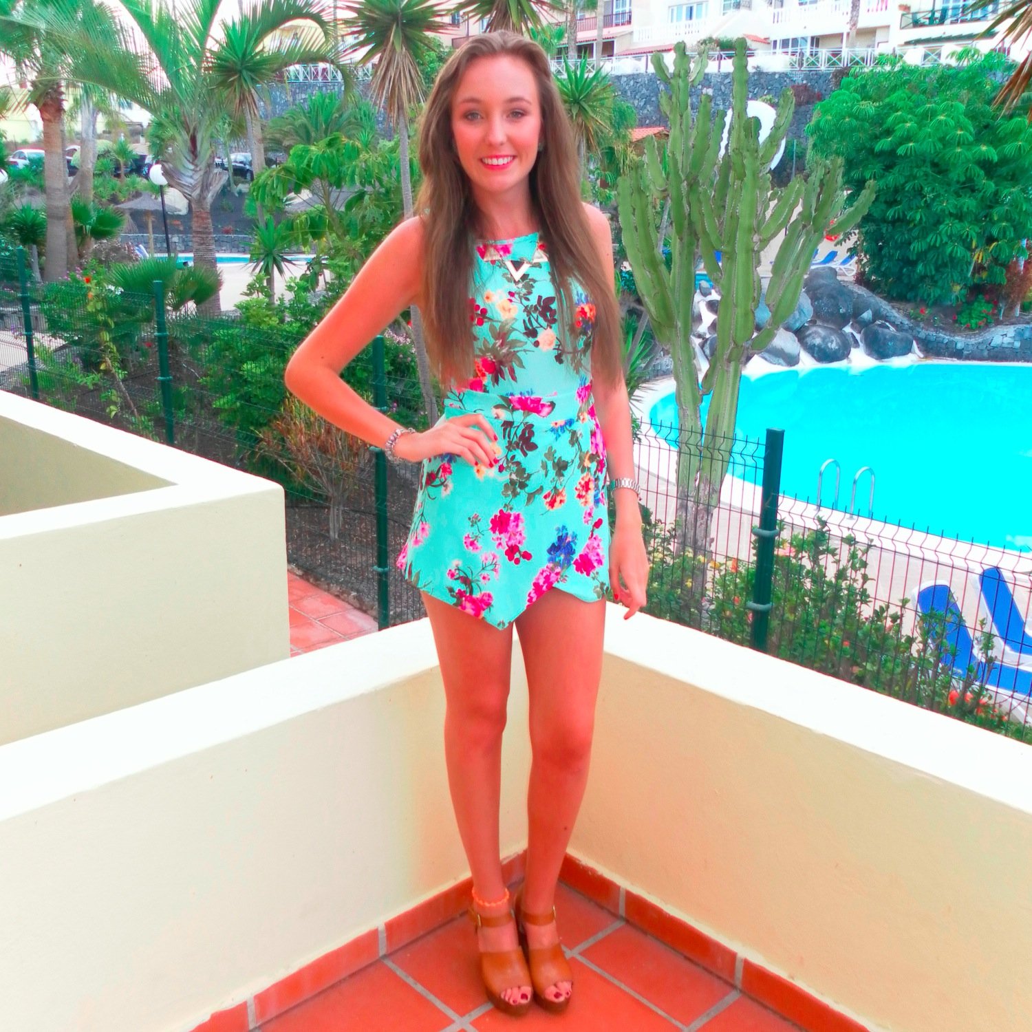 charlotte365x's profile picture. What's meant for you, won't go past you