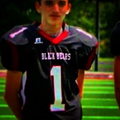 Im 16 Play high school football Number:1-606-733-9028 Got snapchat: Donovan_9028