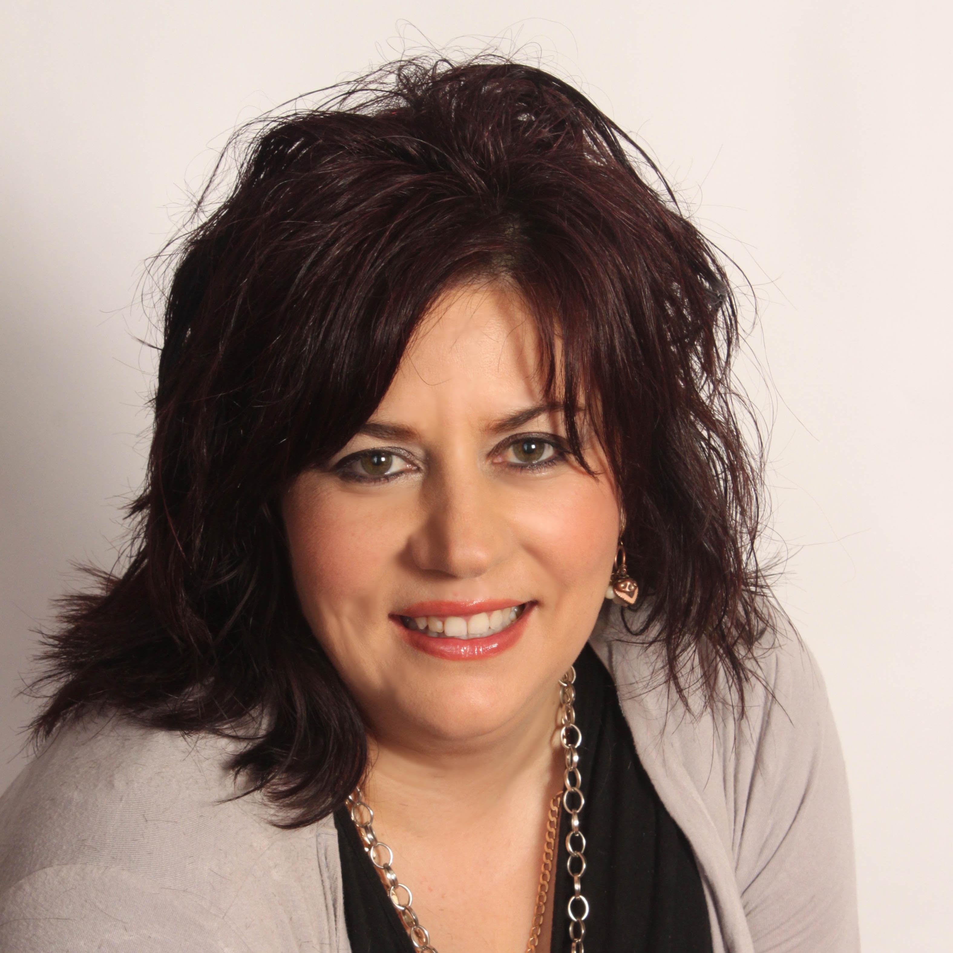 ZeneKaye's profile picture. 