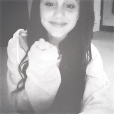 idc mahn i just love Ariana ♡