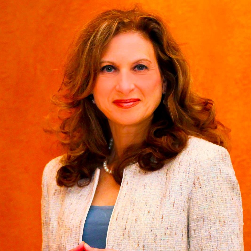 connecting innovative green thinkers, making clean tech cool, boosting the green economy, advancing women. #greenconnectionsmedia #cleantechcool @joanmichelson