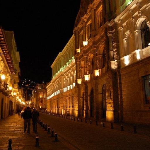 Corporative Travel Consultant provides a different and unique experience throughout staying in the city of Quito for executives and travelers.