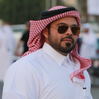 خريج ادارة أعمال (مع مرتبة الشرف)