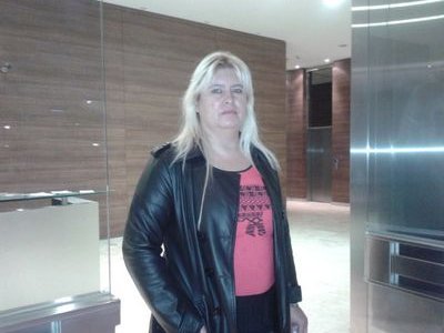 cirujana plastica . ex residente  clinica juri