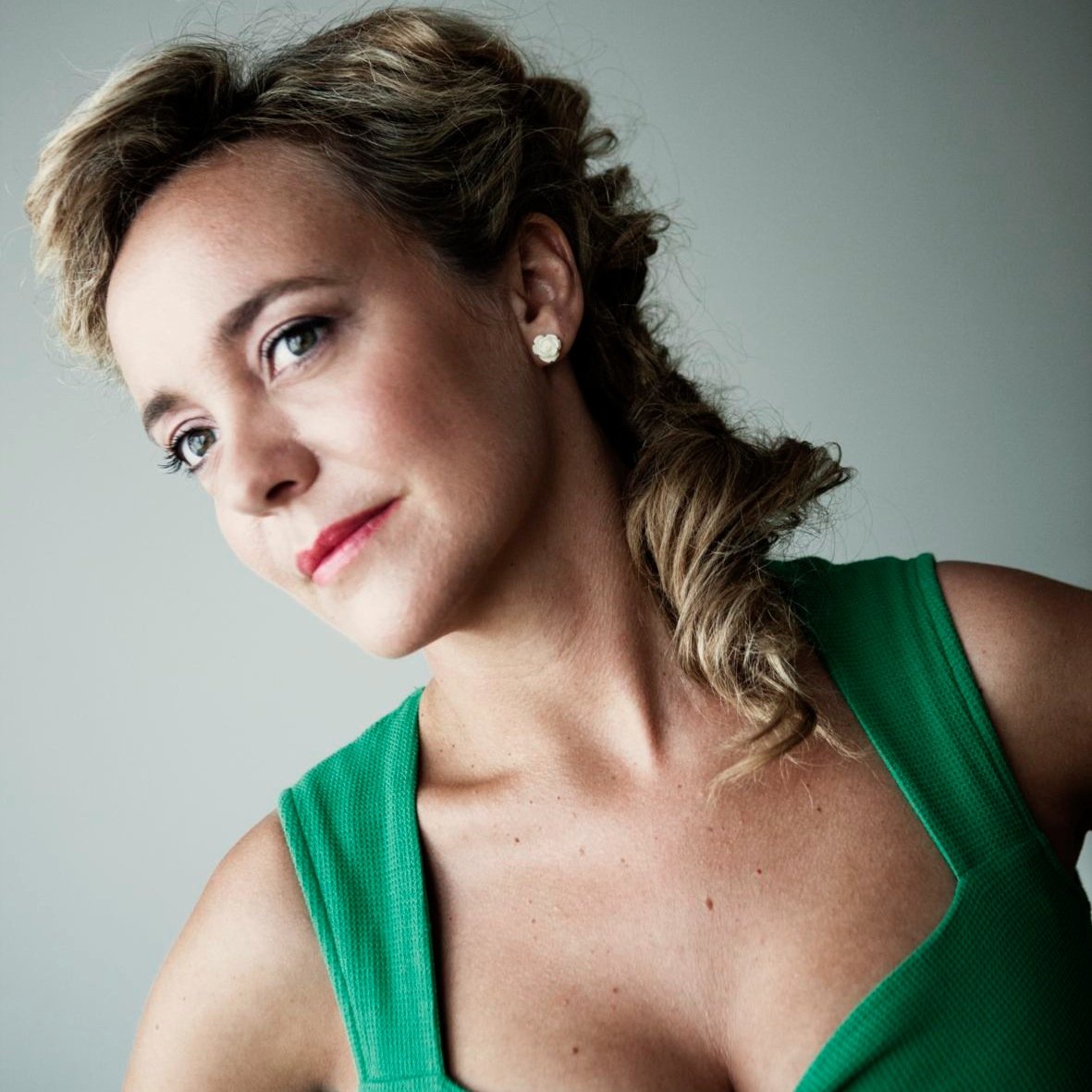 BauwensNele's profile picture. Cabaretière, Actrice, Zangeres.