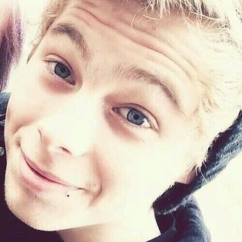 06_Jenia_99's profile picture. Best Friends: 
-@SvetLana2605
-@lovely_22_mm                                                            fan: 
- The Vampire Diaries 
-SuperNatural 
-5 SOS