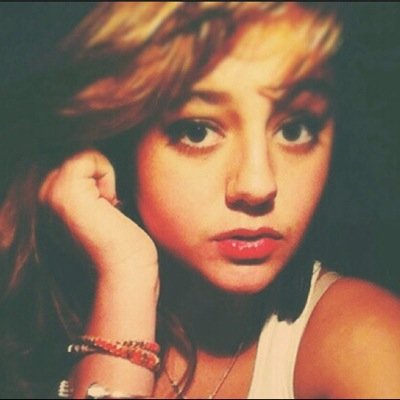 Hi Guys ! I'm new on twitter so follow me and I follow you back !