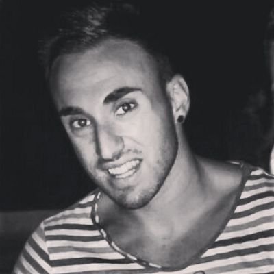 Luchador, nunca me rindo, lo doy todo por lo que me importa, amante del Gym, amigo de mis amigos, sociable y simpatico, Carpe Diem, stay strong!