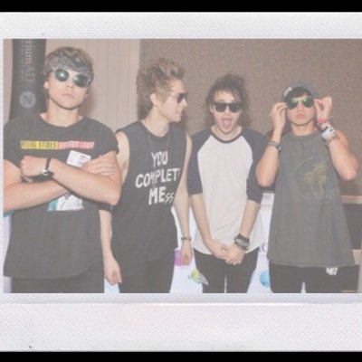 Updates for 5 Seconds of Summer and One Direction