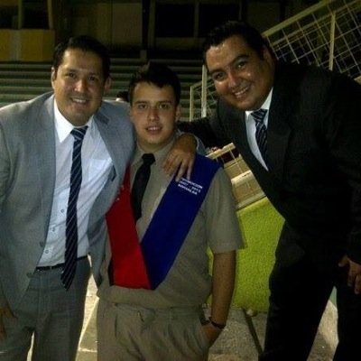 Abogado, barcelonista, lojano,