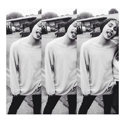 hi please follow @carouselhemmo she's trying to reach her goal