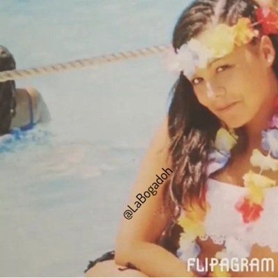 Parodia de Pilar Bogado. De mi Welvaaaaa con muxo jarteeee olemiarma. La niña de los caracoles xk le gustaban muxo comerselosjeje [NO LA INSULTAMOS, SOMOS FANS]