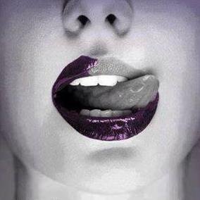 froufrouaromata's profile picture. 