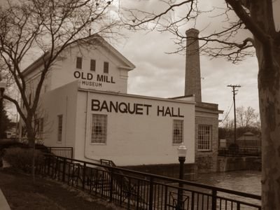 The Old Mill ParaFest is a fundraiser for The Old Mill Museum in Dundee MI.  Paranormal celebs are present to speak, and ghost hunt with.