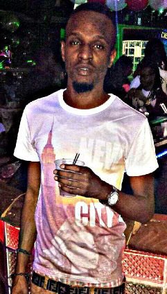 Hustler & Ceo of #TREBANDZ #TEAMLibra #TEAMiSUPPORTFLA #TEAMBOBMARLEY #TEAMMISUNDERSTOOD