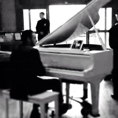 doshirishi's profile picture. 