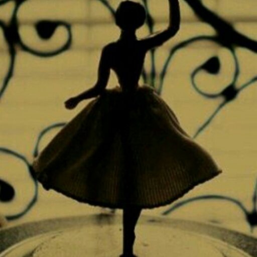 briki29's profile picture. 