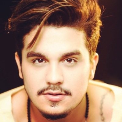 Não julgue uma FÃ se você nunca teve um ÍDOLO! *-* || Seguido por: @Aj__26 @marciocardoso80  @Paulinhopexe *-*