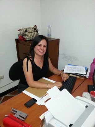 Abogado egresada de la ilustre Universidad de Los Andes
