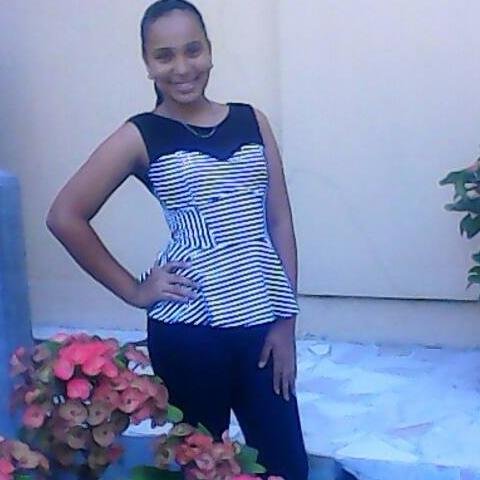 Elimina de tu vida todo aquello que te cause estrés y te quite la sonrisa.             Amando cada dia mas a @josueRD16♥♥♥