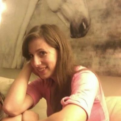 bonjernobella's profile picture. 