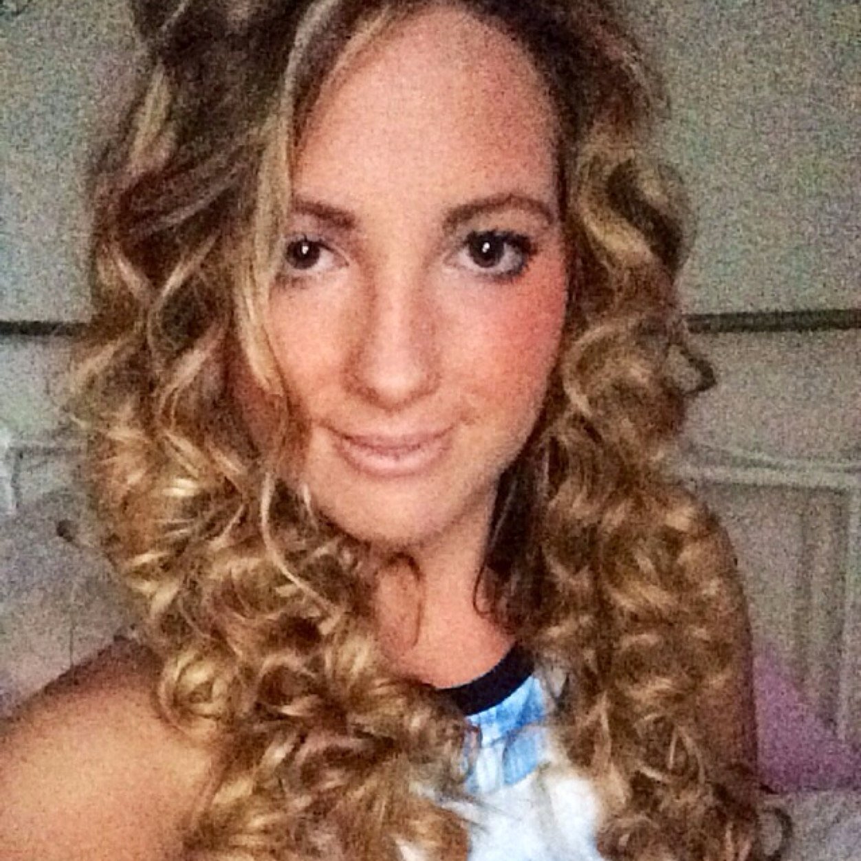 x_lindee's profile picture. Dream as if youll live forever...Live as if youll die tomorrow.