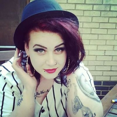 Nita_von_t's profile picture. Hi Im Nita I love UFC I train a little mauy Thai and boxing, Love Ink support Autism Awareness ✌
I think for myself I'm not poisend by the world