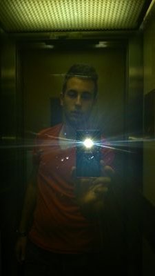 Daniel_CastroM's profile picture. 19.  Vive la vide como tu quieras,  no como quieran los demas.                                                                                  Alcorcon