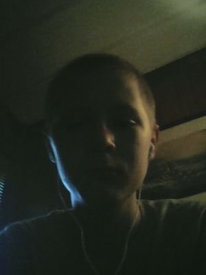 alexshalremembr's profile picture. hey guys amd galls if you can please follow me.