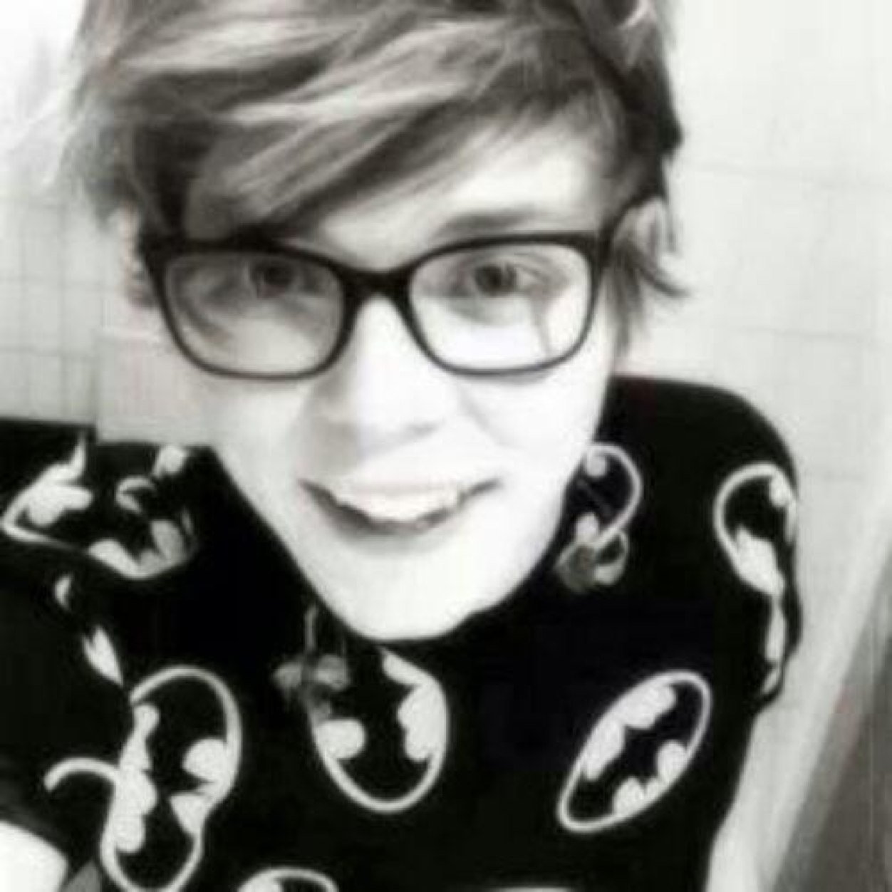 @infinitestxles gave you this free so follow her please instead?