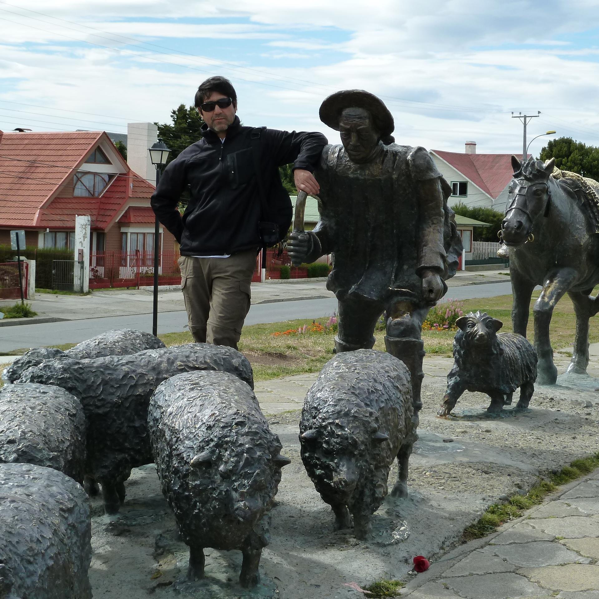 Aldoriveram's profile picture. 