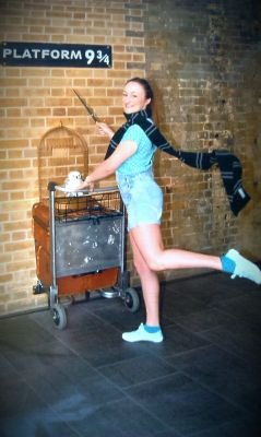 UnknownWeasley's profile picture. ♋Cancer, Life Path 7, Year of the Pig.