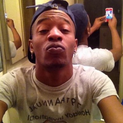 24 Singer/Songwriter Entertainer! Young Wild & Free