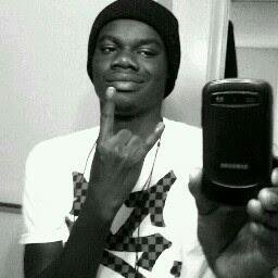 YvenskyL's profile picture. 