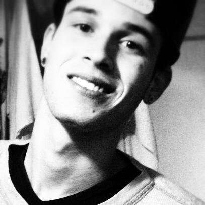 http://t.co/5Sj3G19RCr…
Skype ; rafaoliveira.1994 , whatsapp ; 11963646039