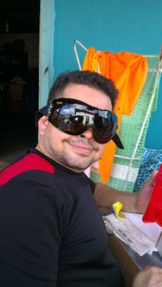 darkcgva's profile picture. Soy mejor que algunos y peor que la mayoria y me gusta que sea asi. Si te molesta algo que dije es por que era verdad