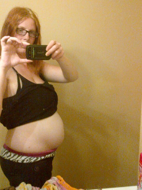 Fire_Goddess_25's profile picture. stay at home mom of almost 6 year old n baby on the way,love shopping,easy 2 get along with,loving girl and looking for new friends :).