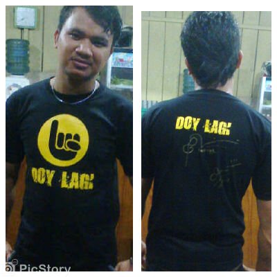 W orangnya baik hati,,,ngoleksi foto2 kangen band and anak doy seindonesia,,,and suka sama anak2 kecil hehehehehe,,,
