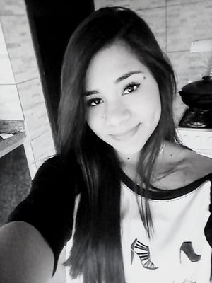 Porque aprendi, que a vida, apesar de bruta, é meio mágica. Dá sempre pra tirar um coelho da cartola