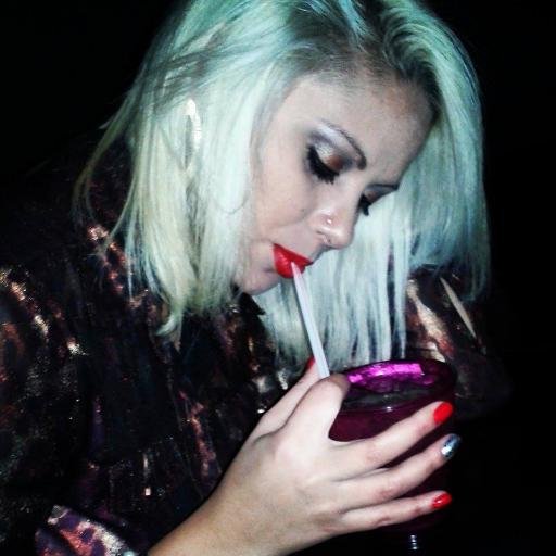 Tudo posso naquele que me fortalece. | 21 anos, Nordestina, Piauiense e Flamenguista.