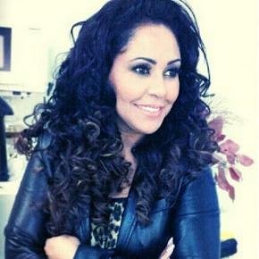 Um Twitter fã para a Diva da música Gospel Pastora super simpática e com uma voz de um dom que foi dado por Deus ♥ ♥ ♥ !!! Deus está Contigo pode crer irmão. ♥